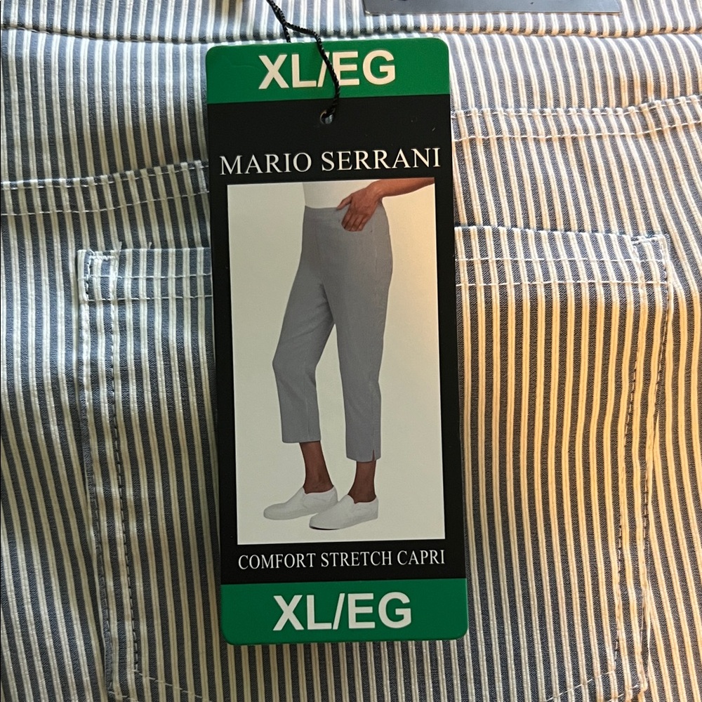 Mario Serrani Navy and White Striped Capris
